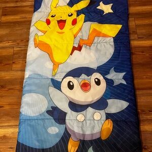Pokémon kids sleeping bag blue yellow Pikachu